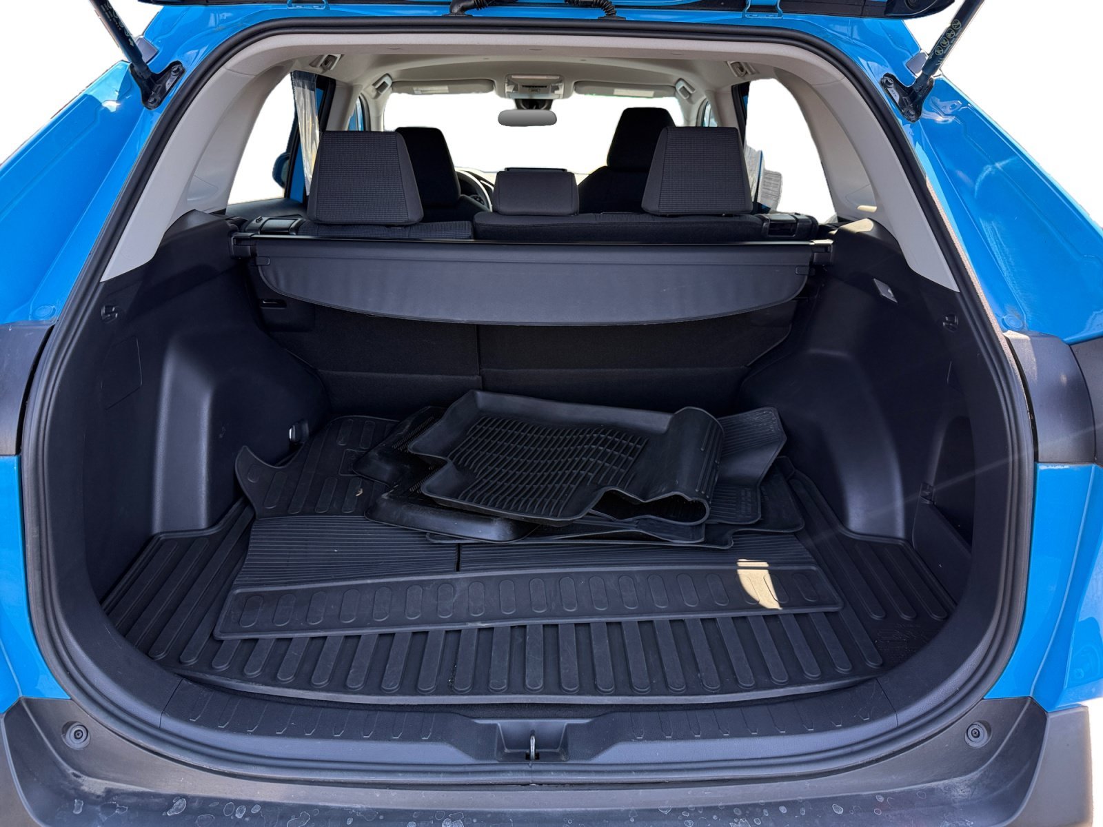 Used 2019 Blue Flame Toyota LE image 17