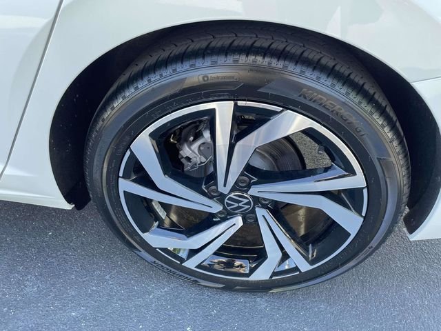 2026 Volkswagen Jetta SEL - Photo 8