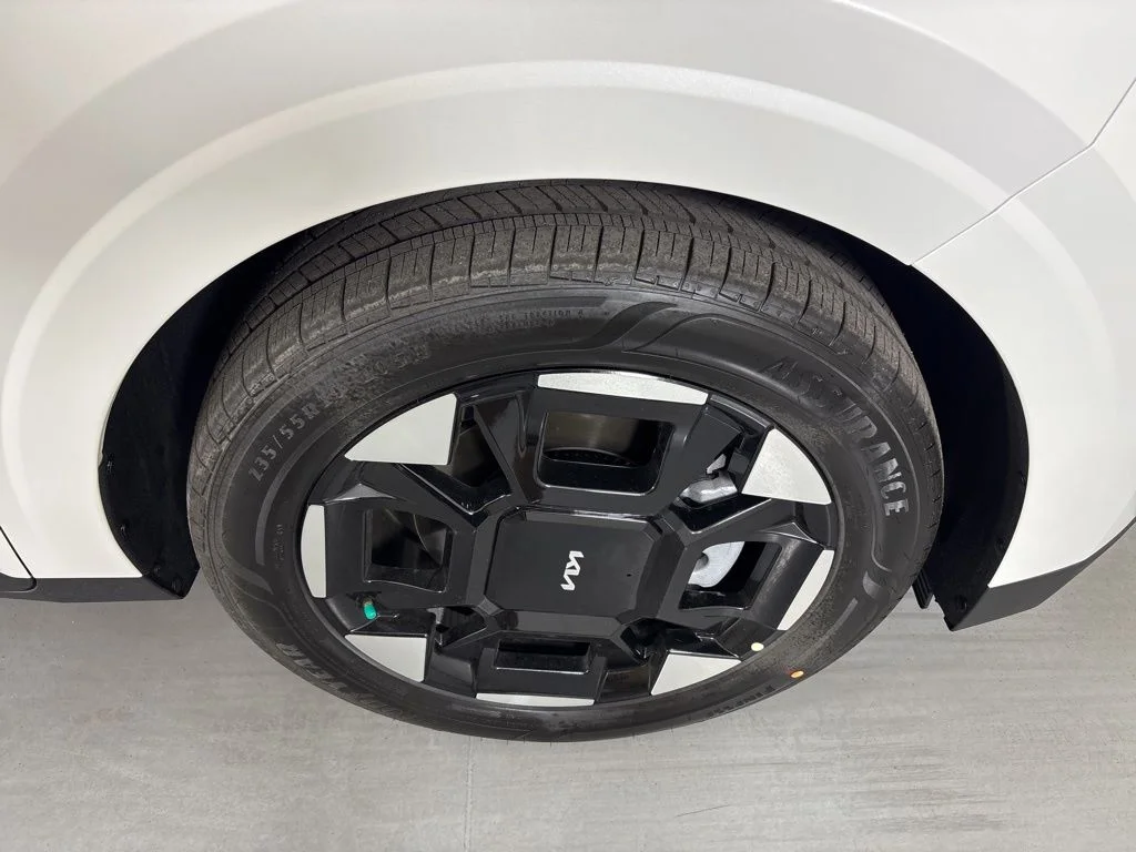 New 2026 White Kia EX image 11