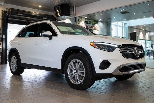 2026 Mercedes-Benz GLC GLC 300 4MATIC's photo