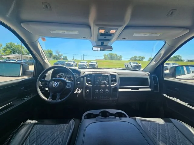 Used 2018  Ram Tradesman image 12