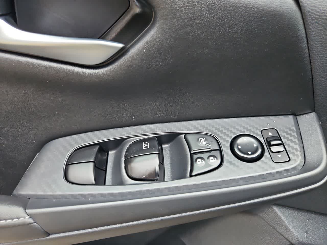 Used 2025 Super Black Nissan SV image 12