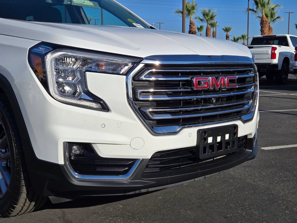 Used 2023 Summit White GMC SLT image 8