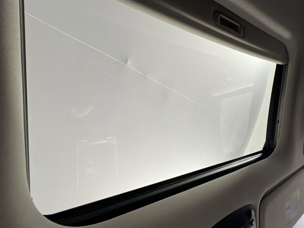 New 2026 Ivory Silver Kia SX Prestige image 21