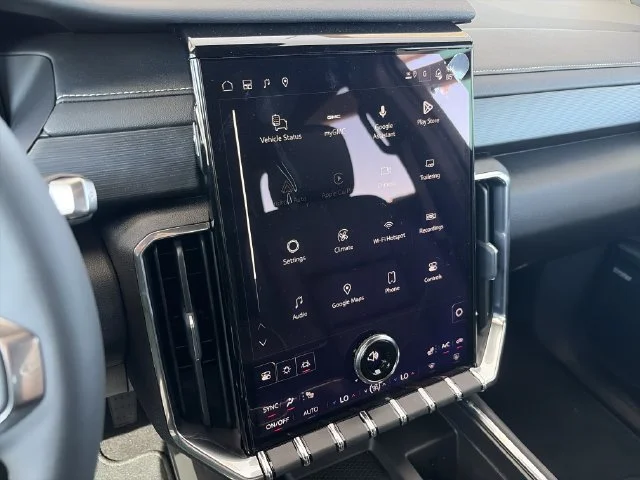 New 2027 Silver GMC Elevation image 16