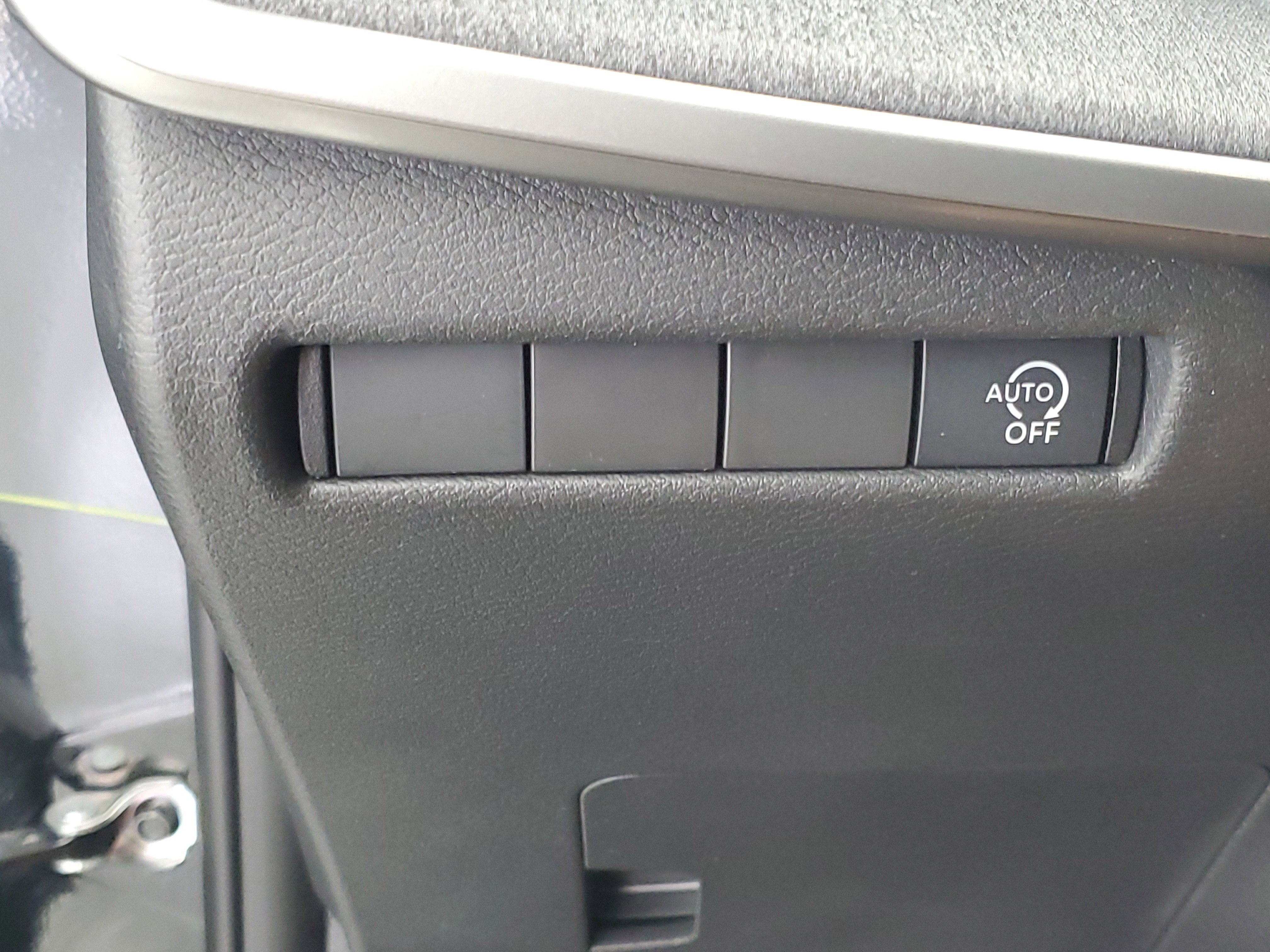 Used 2025 Super Black Nissan SV image 31