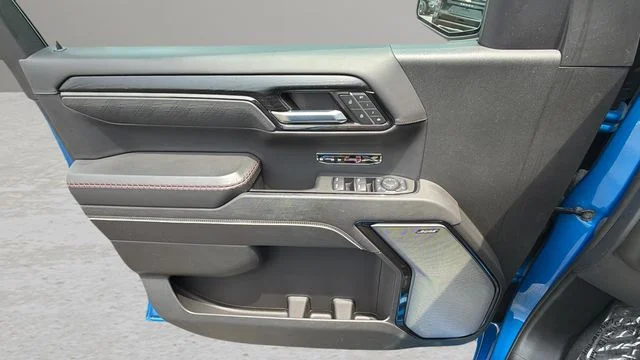 Used 2024 Blue GMC AT4X image 17