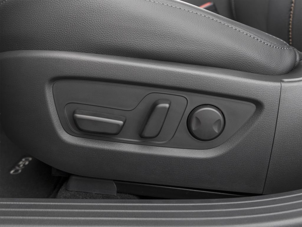Certified Used 2025 Gray Mazda Premium image 27