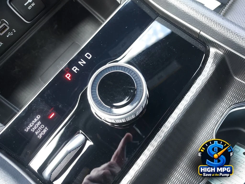 Used 2024 Black Jeep Limited image 11