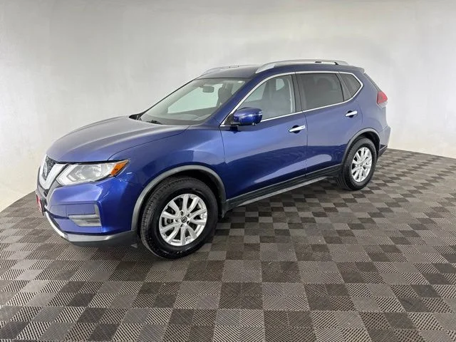 Used 2018 Blue Nissan SV image 3
