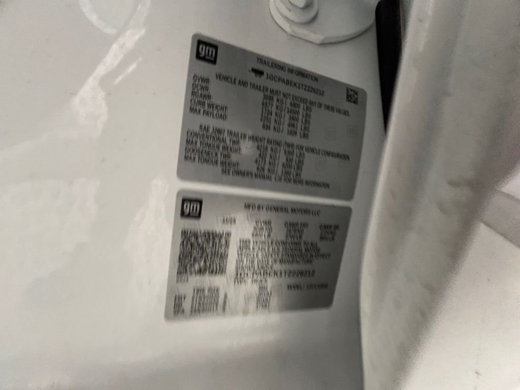 Used 2026 White Chevrolet Custom image 20