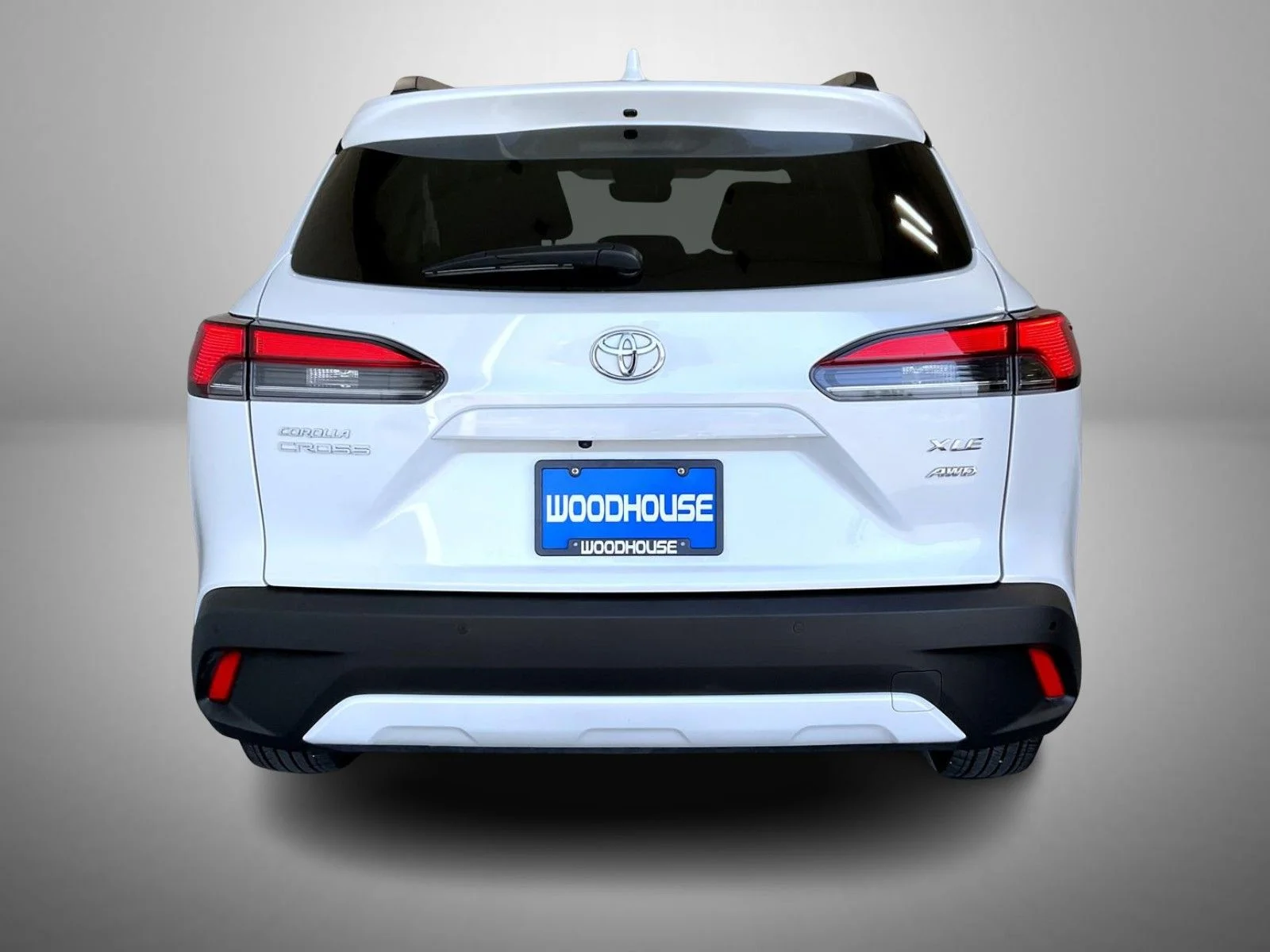 Used 2024 Beige Toyota XLE image 6