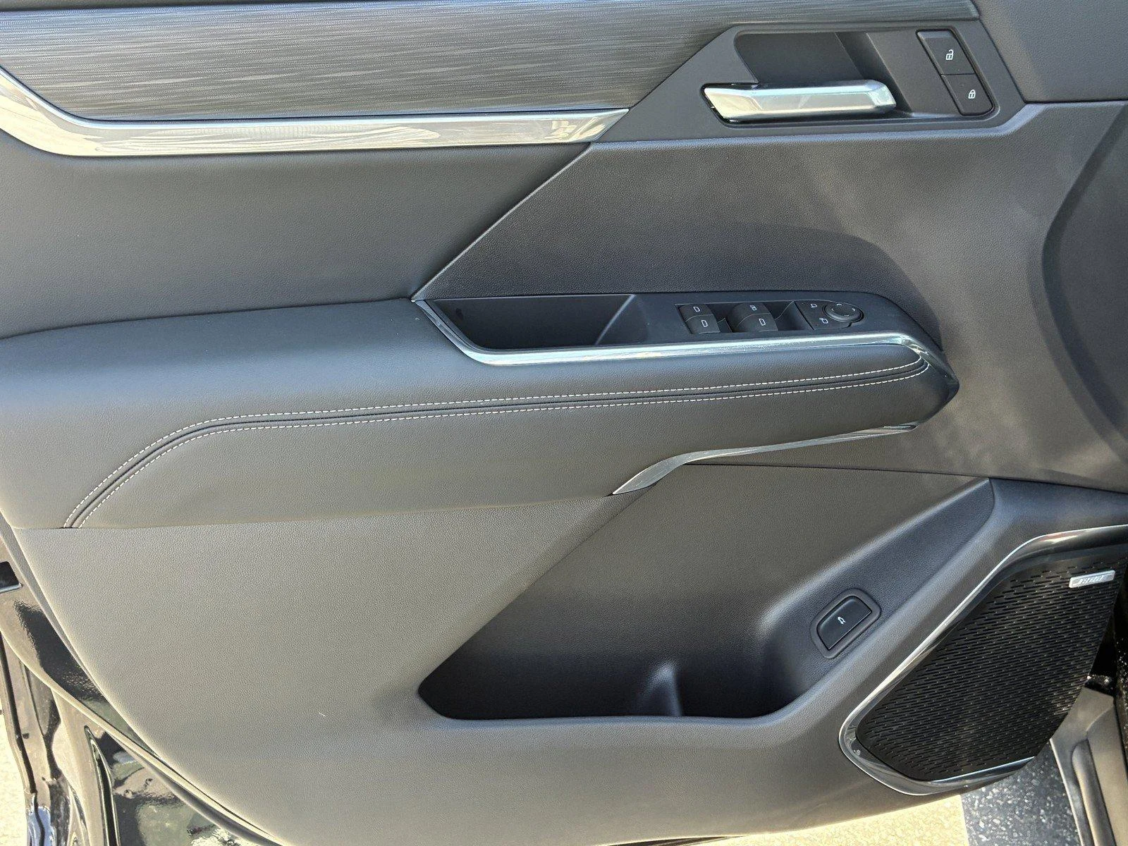 New 2026 Ebony Twilight Metallic GMC Elevation image 18