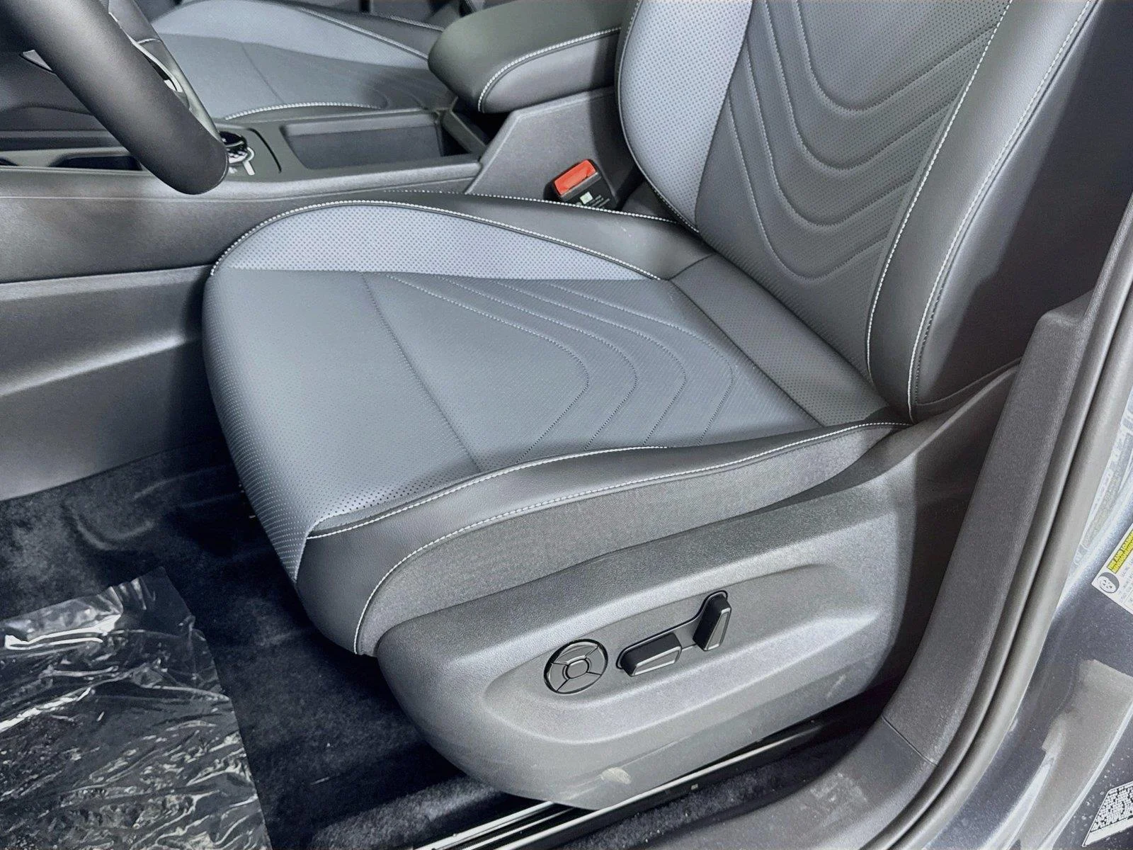 New 2026  Volkswagen SE image 18