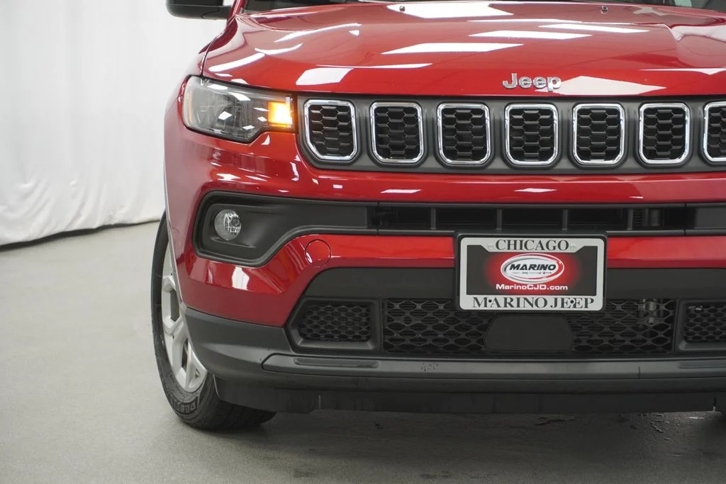 Certified Used 2025 Red Jeep Latitude image 7