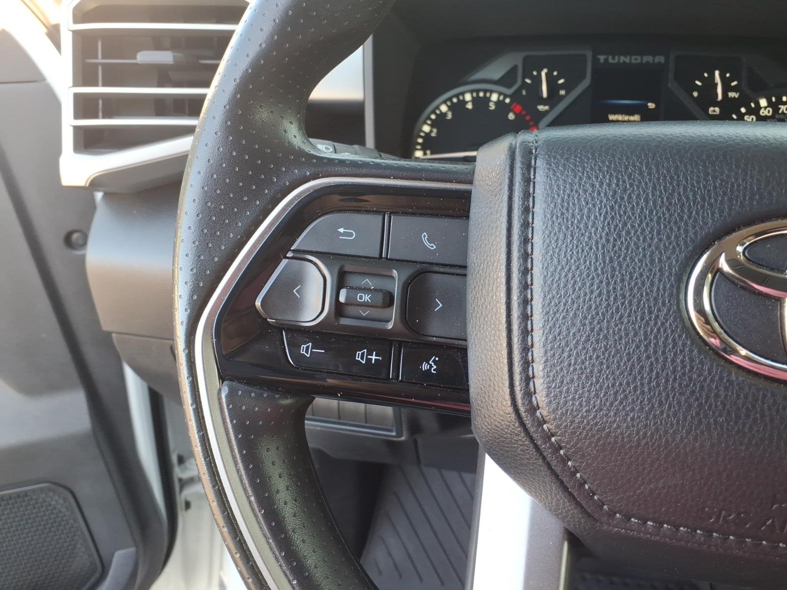Used 2024 Ice Cap Toyota SR5 image 18