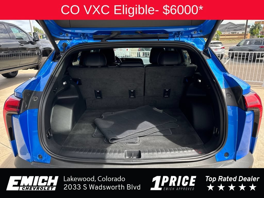 Used 2024 Riptide Blue Metallic Chevrolet LT image 22