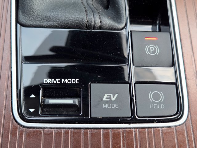 Certified Used 2024 Celestial Silver Metallic Toyota XLE image 17