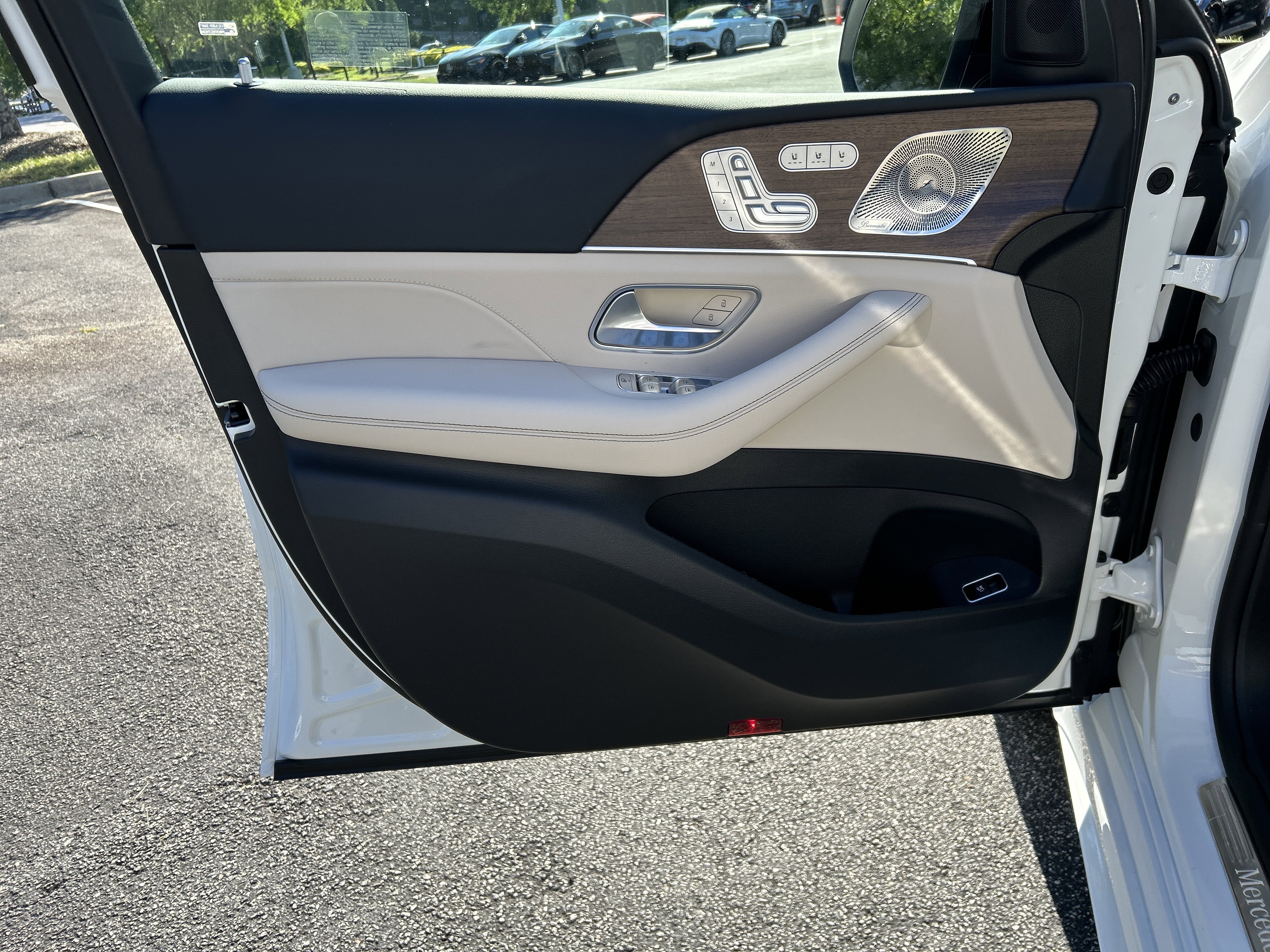 New 2026 Polar White Mercedes-Benz GLE 450 4MATIC® Coupe image 15