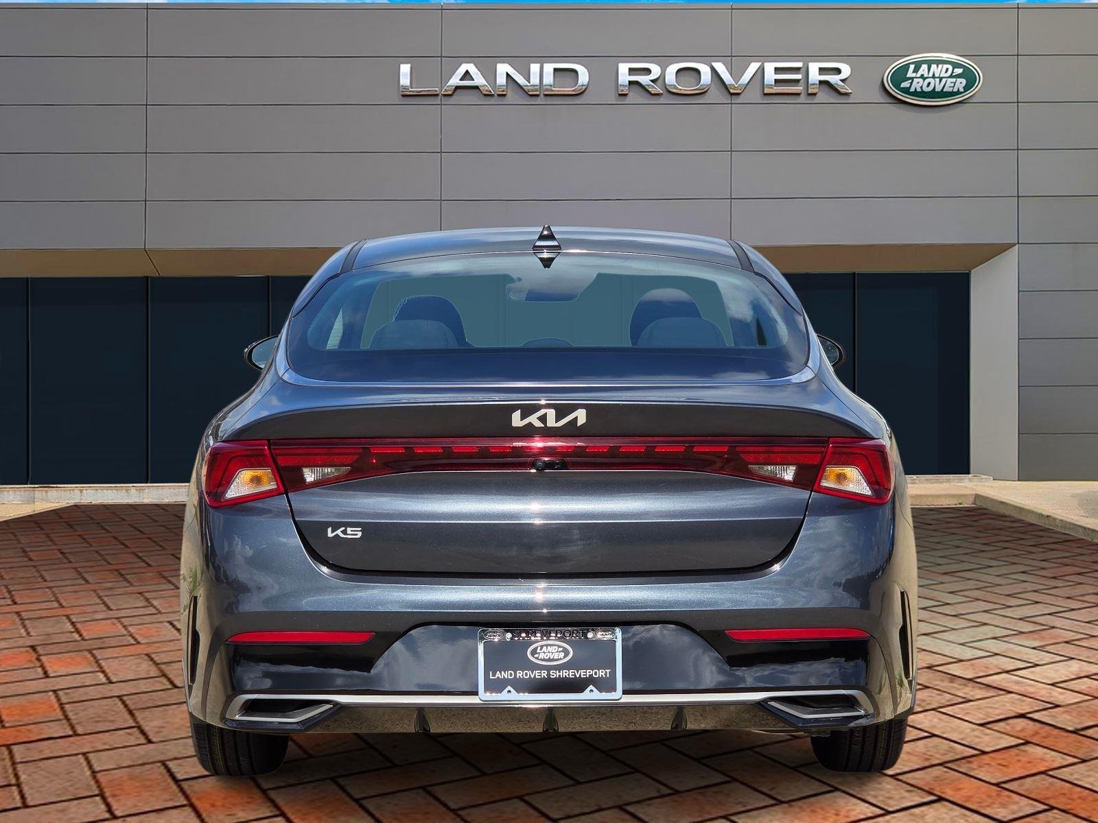 Used 2024 Gravity Gray Kia LXS image 5