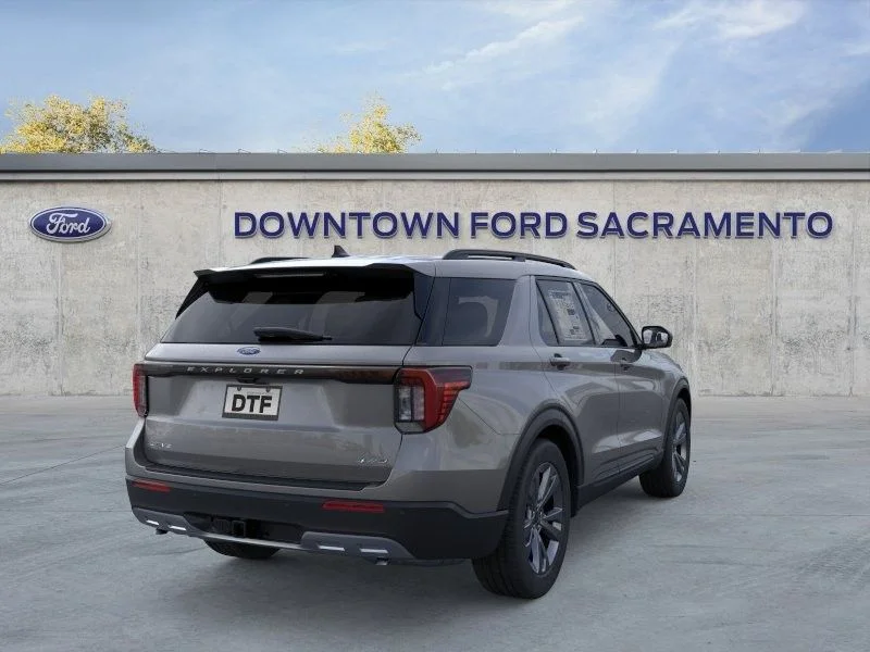 New 2026 Gray Ford Active image 9