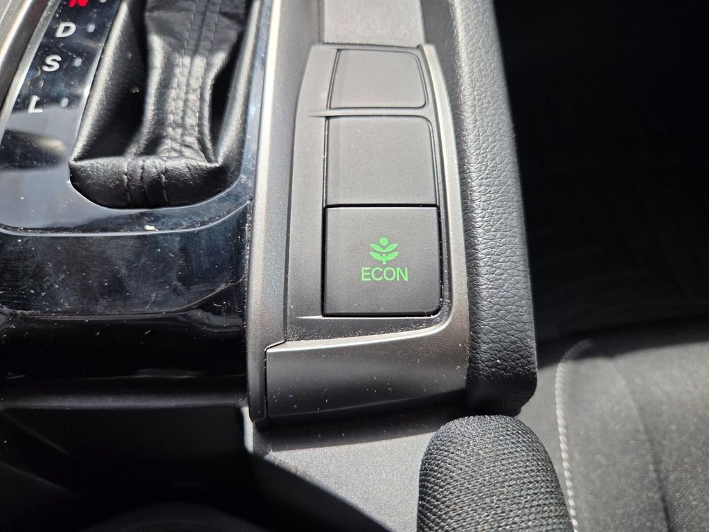 Used 2020  Honda EX image 25