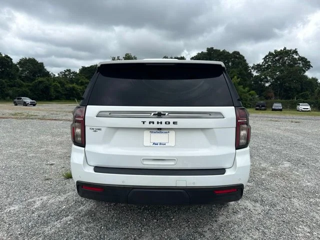 Used 2021 White Chevrolet Z71 image 4