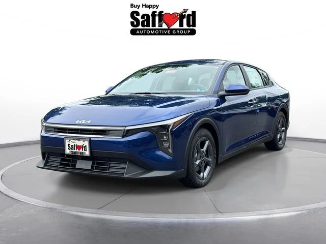 2026 Kia K4 LXS AT's photo