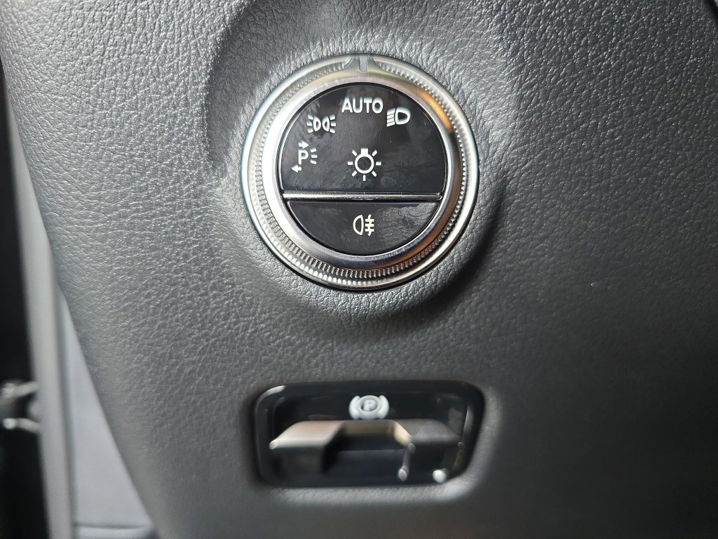 Certified Used 2026 Black Mercedes-Benz C 300 image 27
