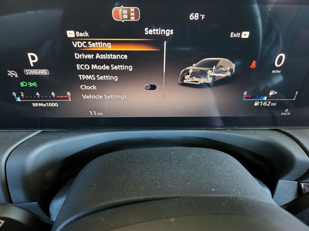 New 2026 Atlantic Gray Metallic / Super Black Two-tone Nissan SR image 18