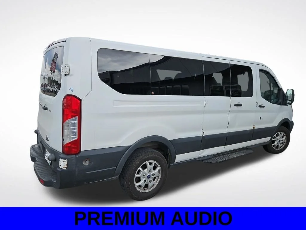 Used 2016 White Ford XLT image 7