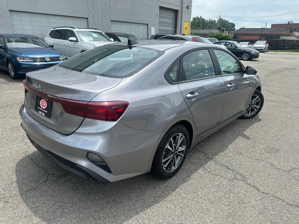Used 2024 Gray Kia LXS image 6