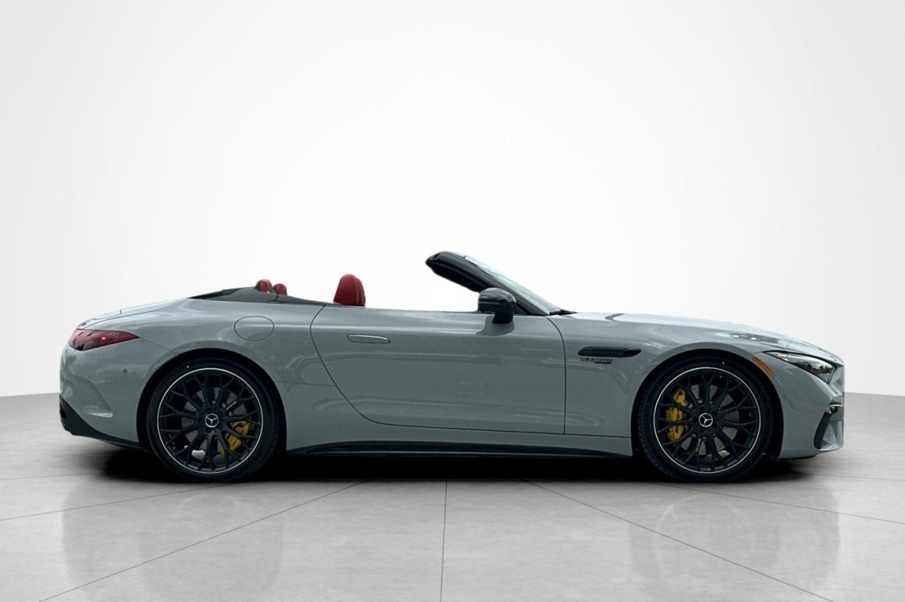 New 2026 MANUFAKTUR Alpine Grey Mercedes-Benz AMG® SL 55 Roadster image 6