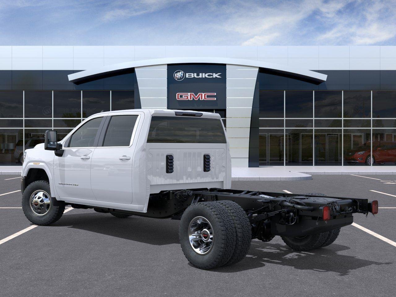 New 2026 Summit White GMC SLE image 3