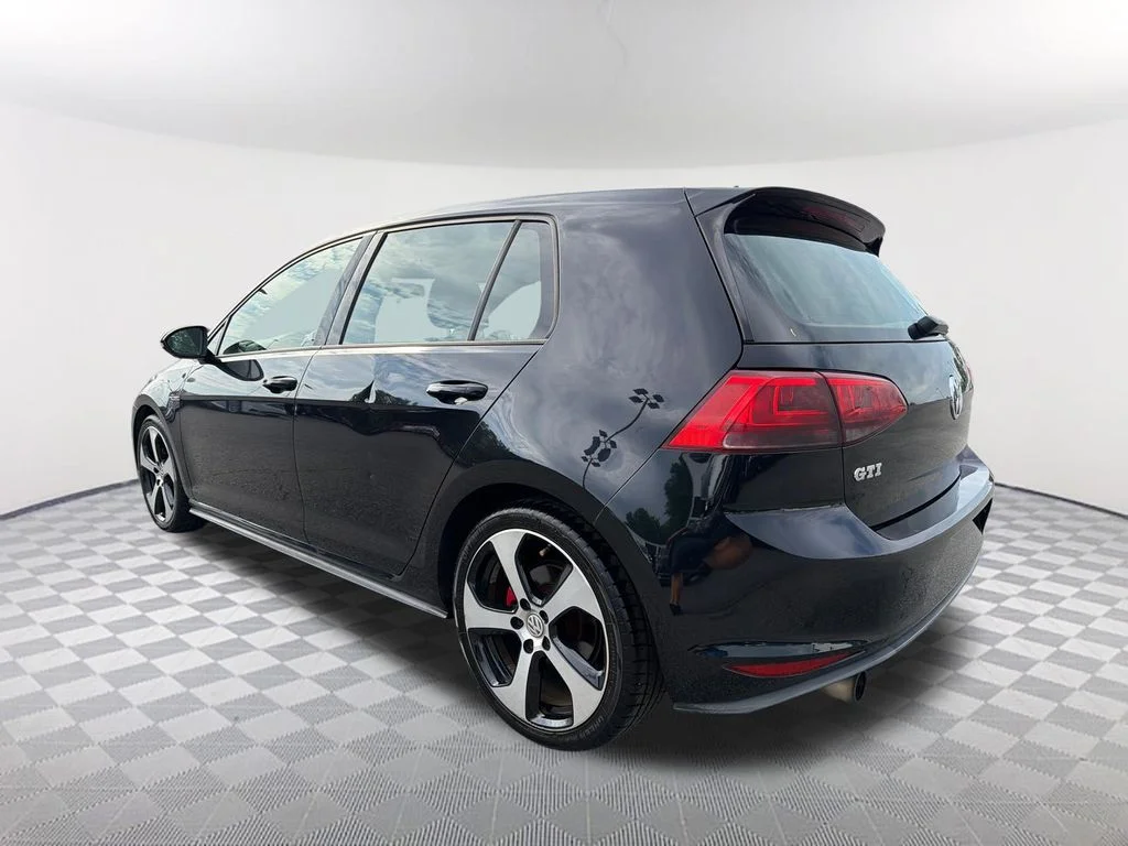 Used 2017 Black Volkswagen S image 7