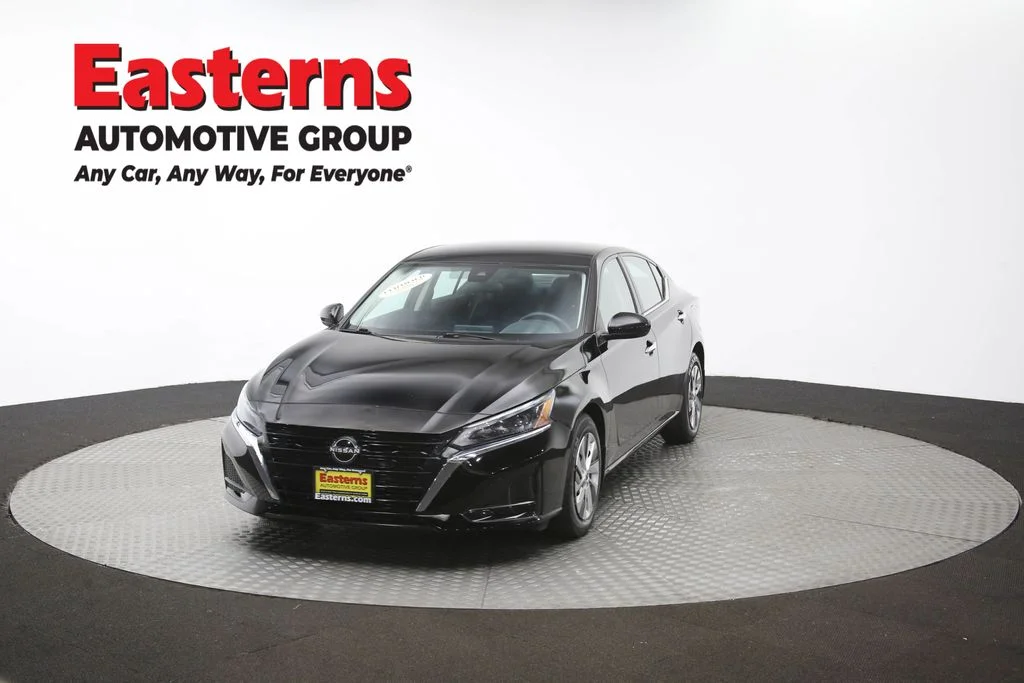 Used 2023 Black Nissan 2.5 S image 53