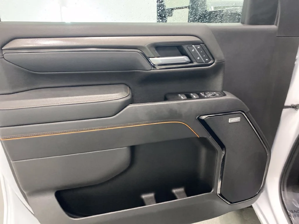 Used 2026 White GMC AT4 image 12