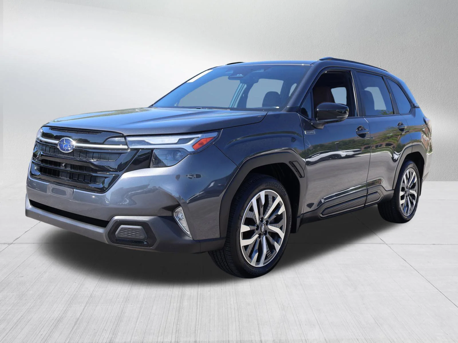 Used 2025 Magnetite Gray Metallic Subaru Touring Hybrid image 3