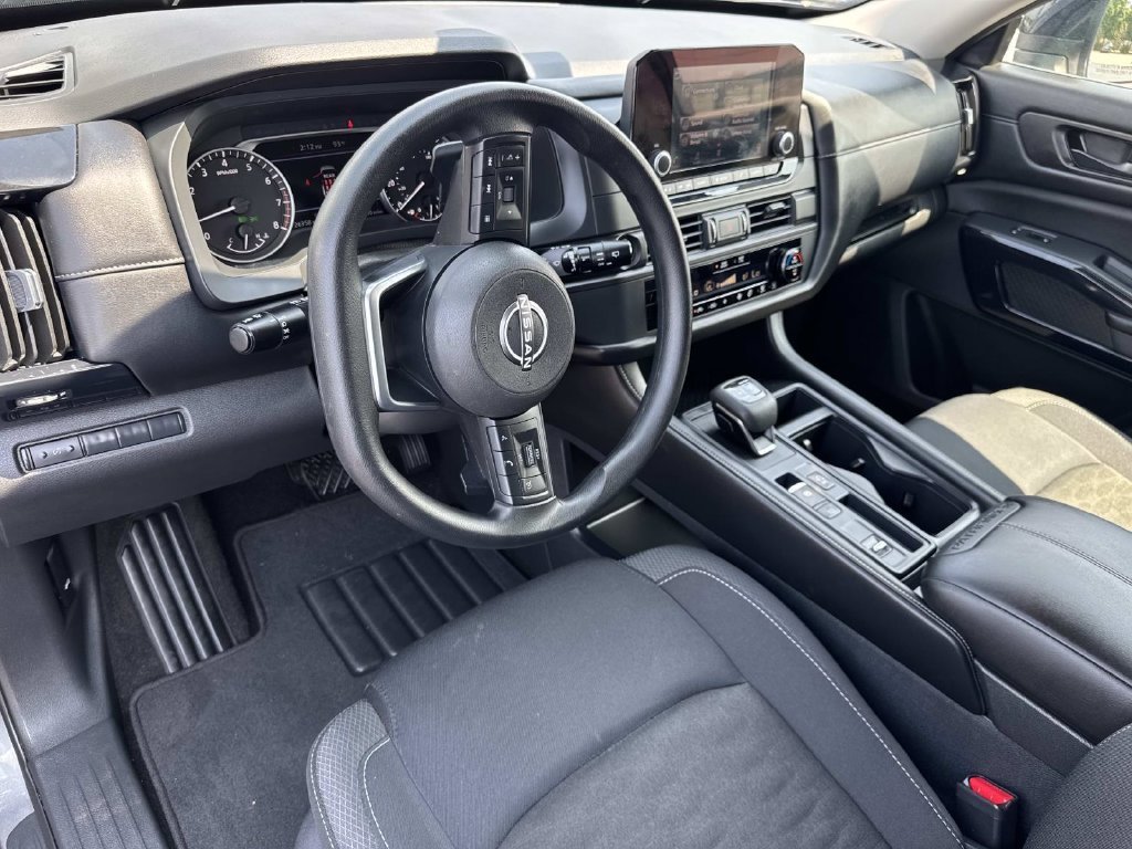 Used 2025 Gray Nissan S image 18