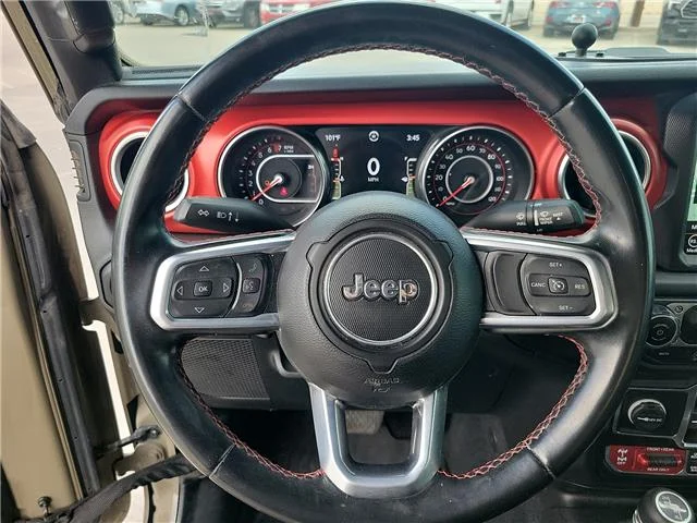 Used 2020 Gobi Clearcoat Jeep Rubicon 4x4 Crew Cab 5 ft. box image 14