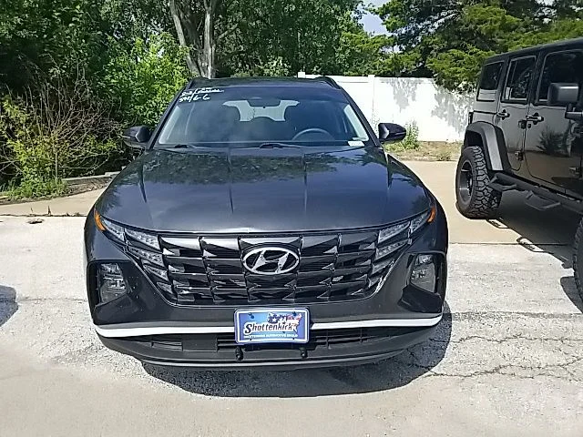 Used 2022 Gray Hyundai SEL image 8