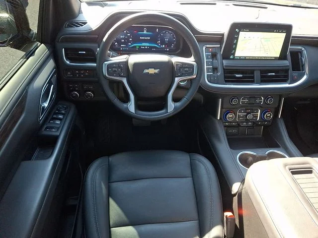 Used 2023 Black Chevrolet LT image 12