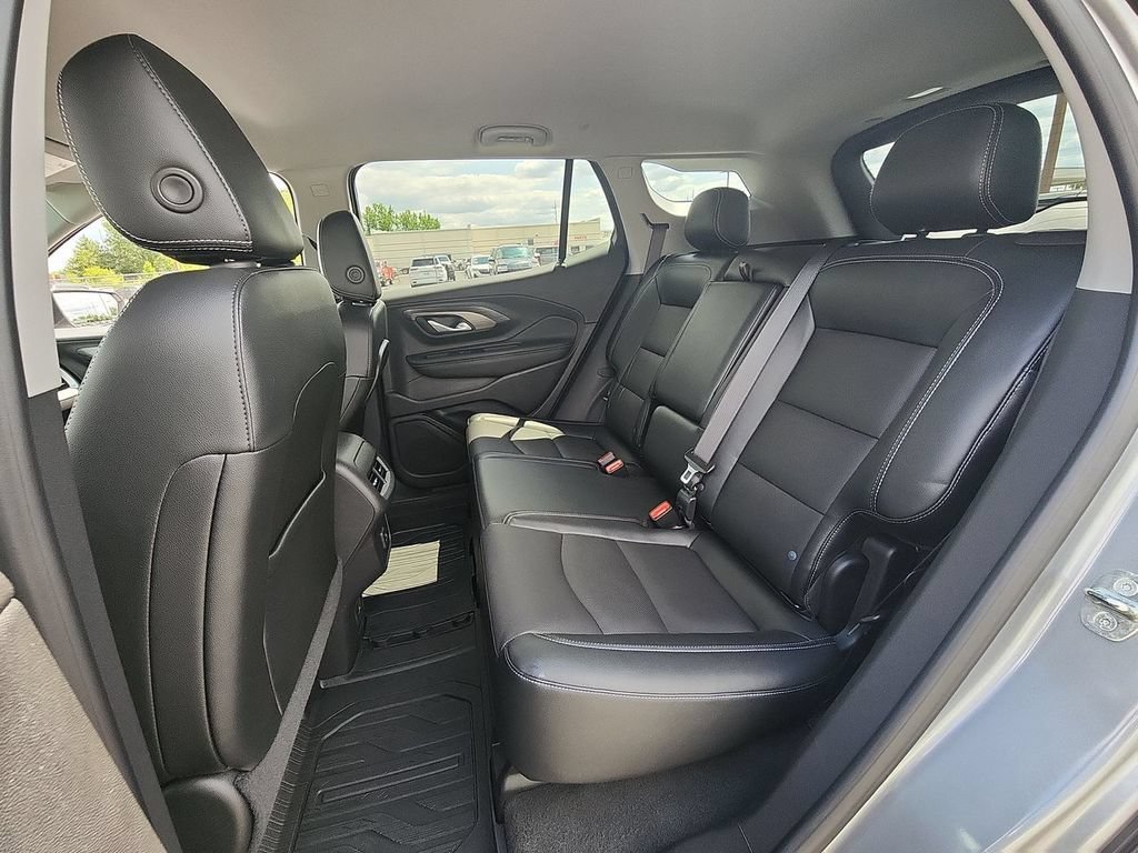 Used 2023 Sterling Metallic GMC SLT image 22