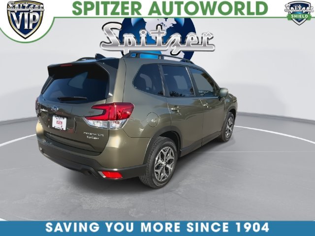 Used 2024 Brown Subaru Premium image 15