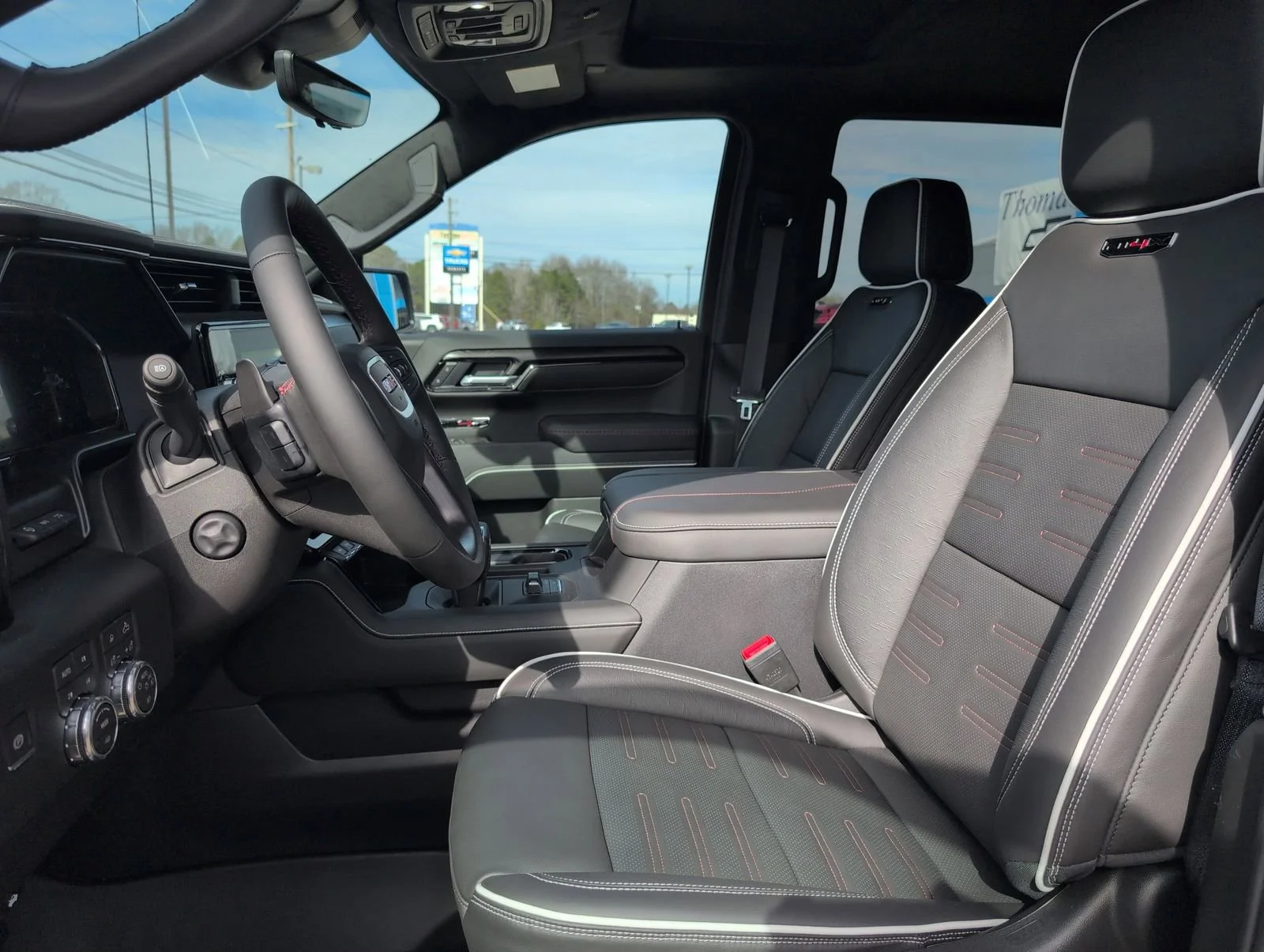 2026 GMC Sierra 1500 AT4X - Photo 13