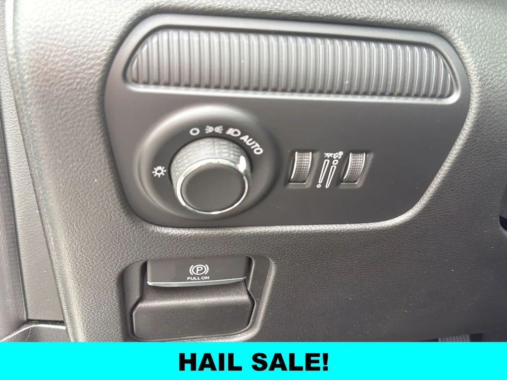 New 2026 High Gloss Black Exterior Paint Jeep Limited Reserve image 19