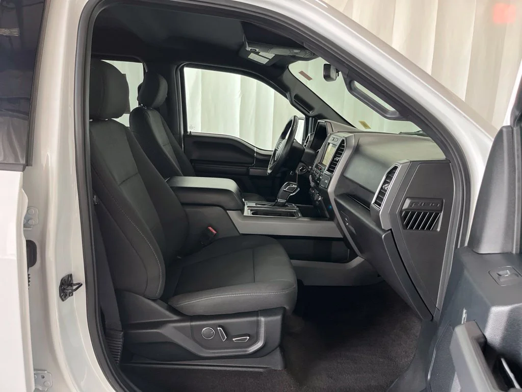 Used 2018 White Ford XLT image 19