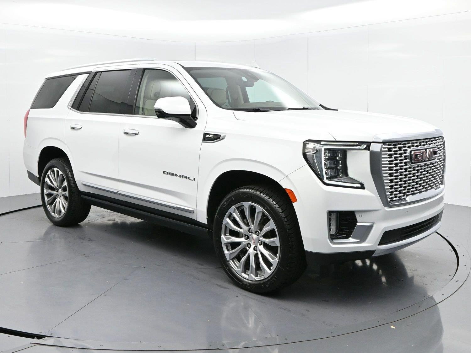 Used 2021 Summit White GMC Denali image 2