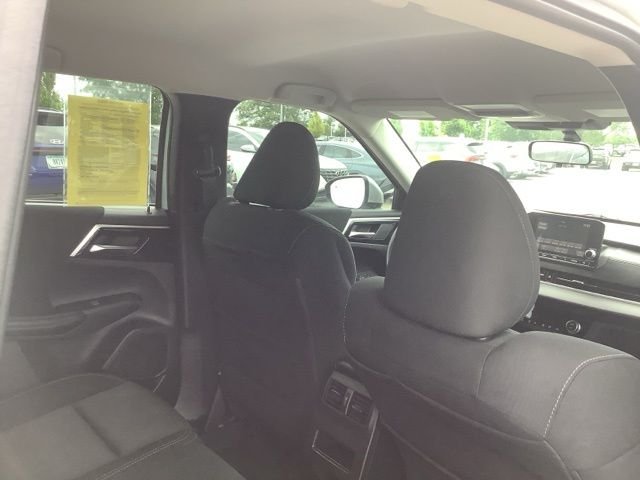 Used 2022 Silver Mitsubishi ES image 22