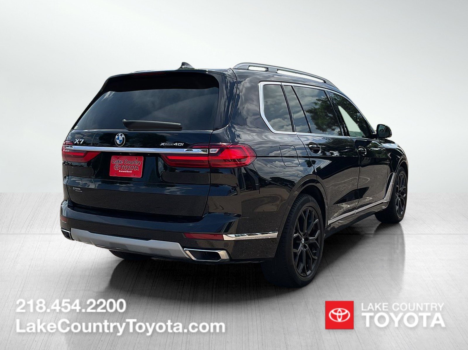 Used 2022 Black BMW xDrive40i image 5